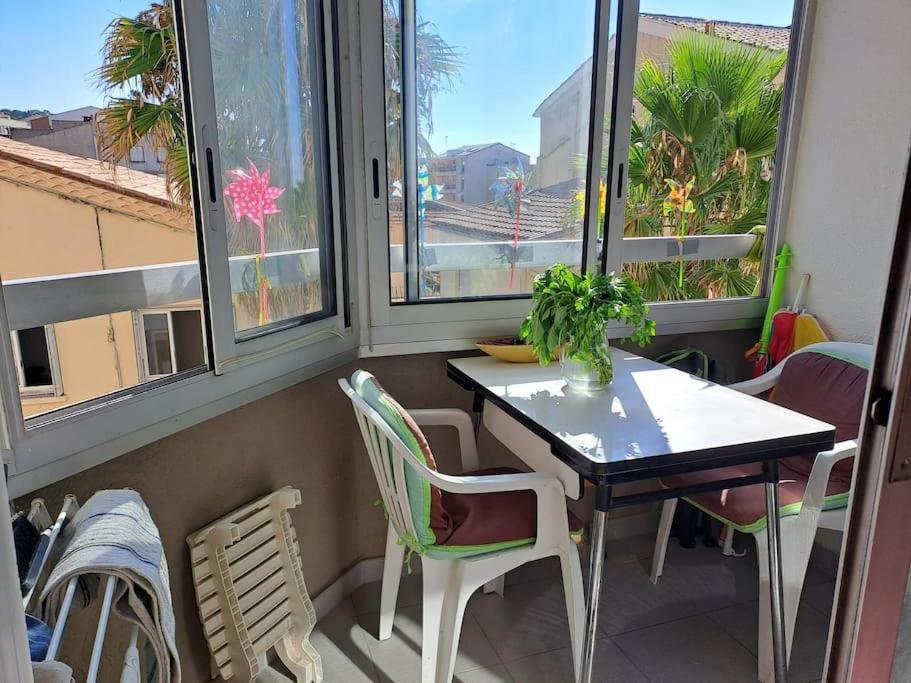 Appartamento Coeur De Corniche Sète Esterno foto